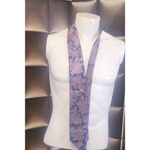 Corley Road vintage tie